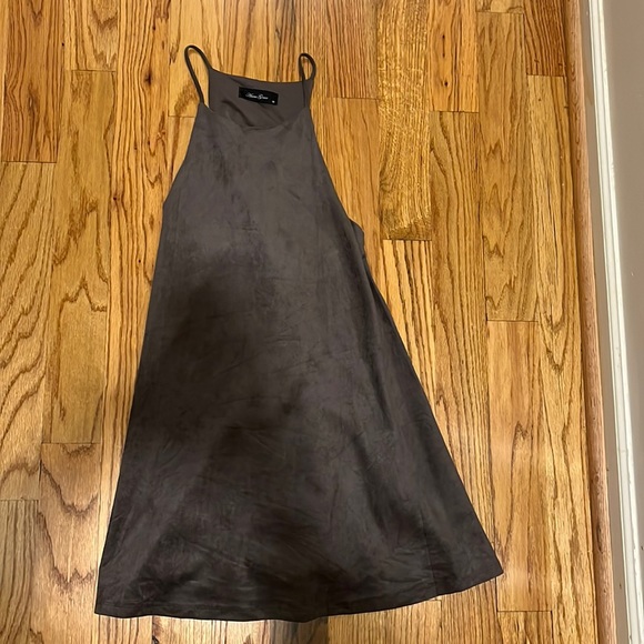 Dresses & Skirts - Flowy brown suede dress